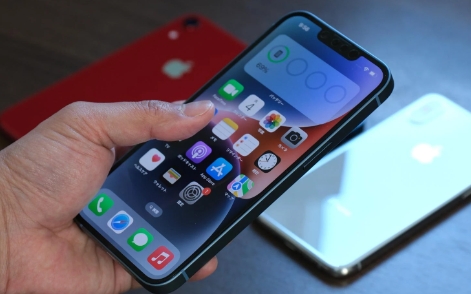 تصدر تحديثاً لمنع سخونة أجهزة iPhone 15 الجديدة بعد شكاوى