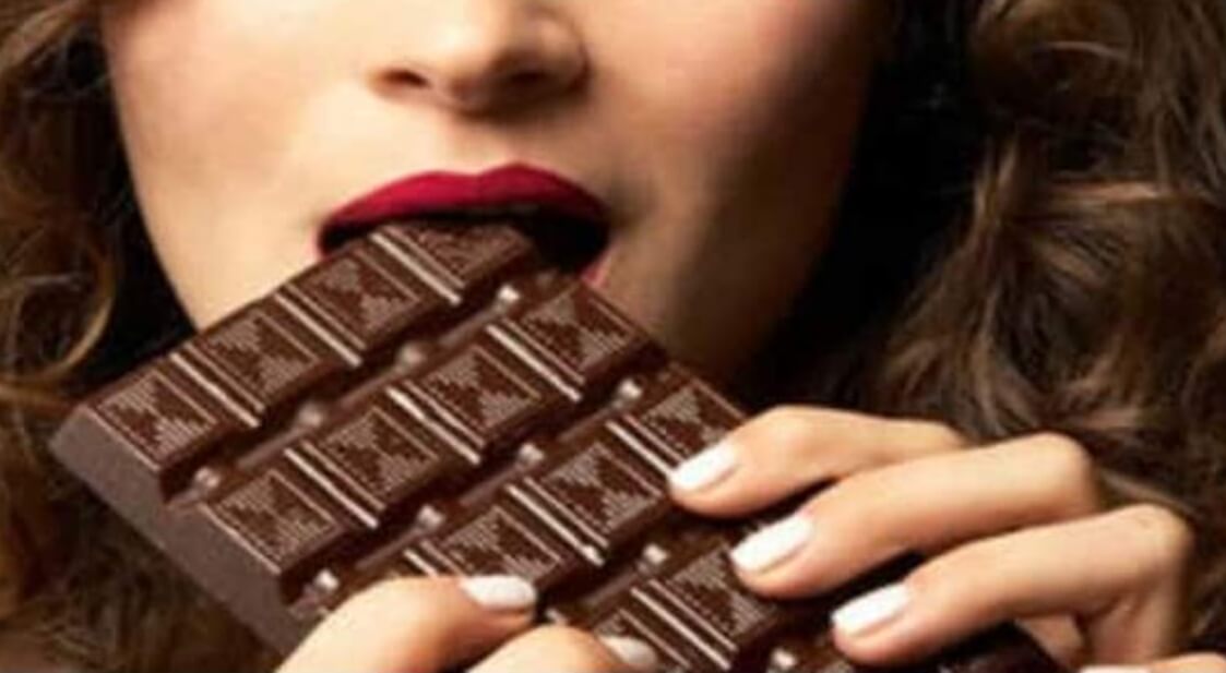 معلومة غريبة عن الشوكولا،دراسة طبية تؤكّد على منافعه كبديل عن الدواء!