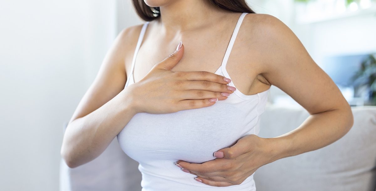 ما هي مشكلة تحجّر الثّدي عند السّيدات المصحوبة بأعراض مؤلمة ومزعجة؟