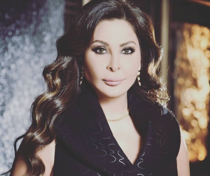 إليسا تستغيث بالمجتمع الدولي للتحقيق في جريمة إنفجار مرفأ بيروت