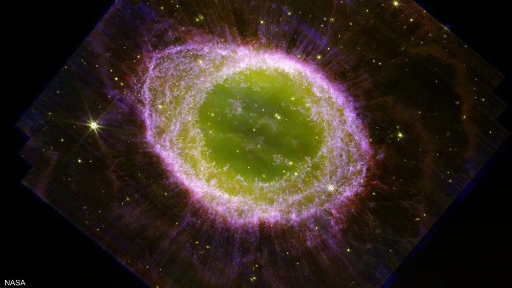 ناسا تلتقط صورة دقيقة للسديم الحلقي (The Ring Nebula) للمرة الأولى!