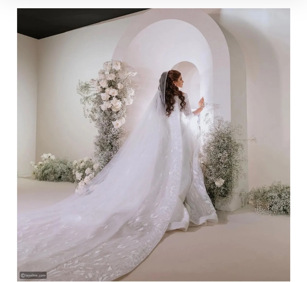 الرقي عنوان فستان زفاف ابنة حاكم دبي